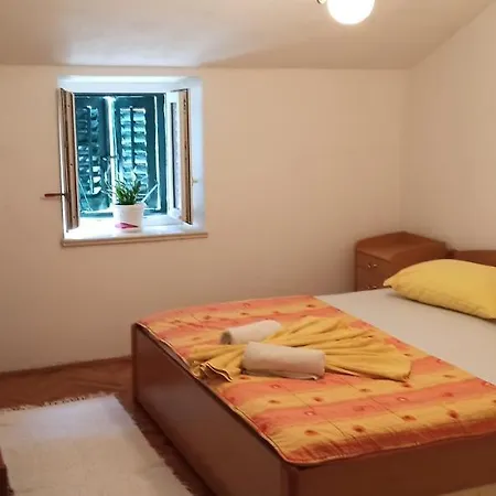 Downtown Dream * ماكارسكا