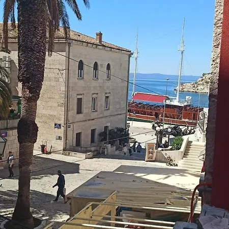 Downtown Dream * Makarska