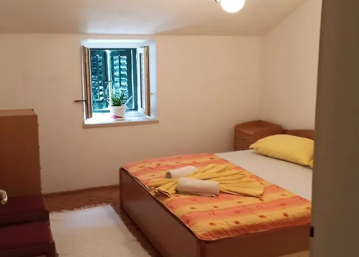 Downtown Dream * Makarska